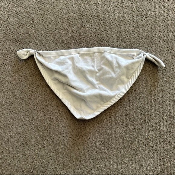 Burberry Kids Checkered Bib with White Trim - Picture 6 of 6